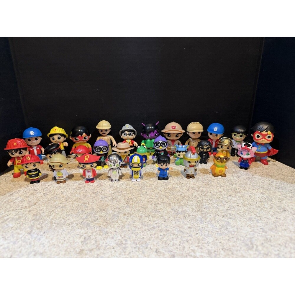 Ryan’s World Mystery Figures Huge Lot of 30 - Ryan, Combo Panda, Gus, Alpha